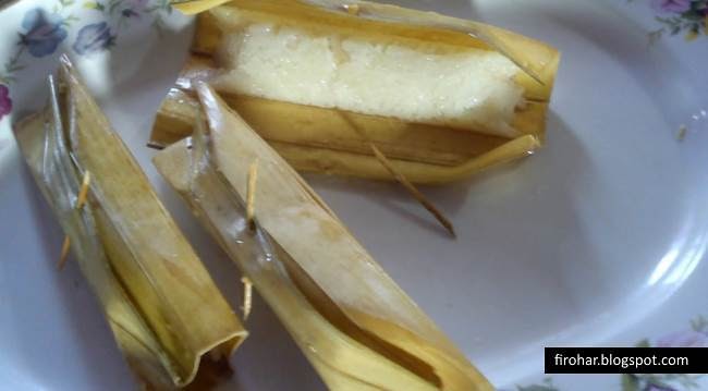 Kuih Dari Jagung - Pemudi u