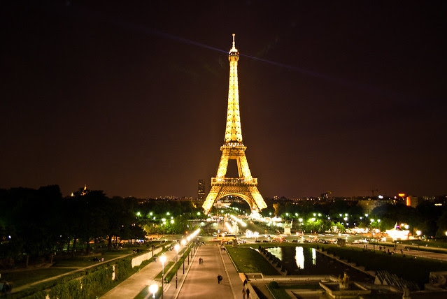 GenCept | Addicted to Designs: Beautiful Pictures of the Eiffel Tower