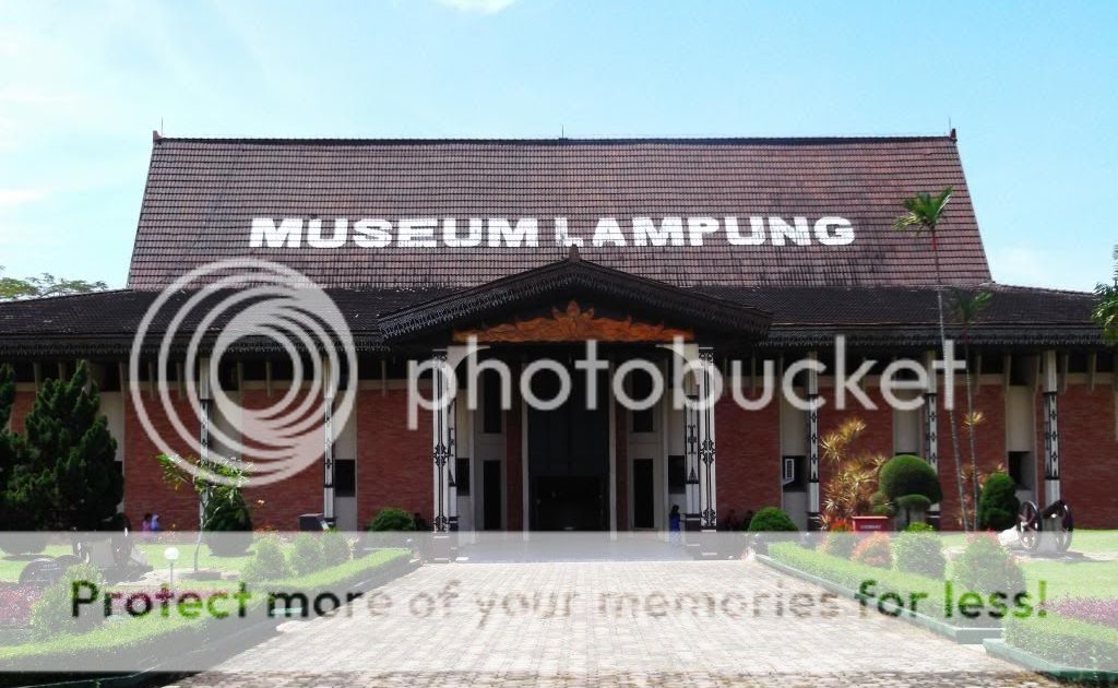  Museum  Negeri Provinsi Lampung  Ruwa Jurai  Kekunaan