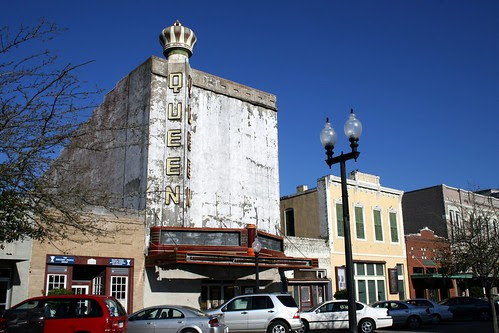 queen theater