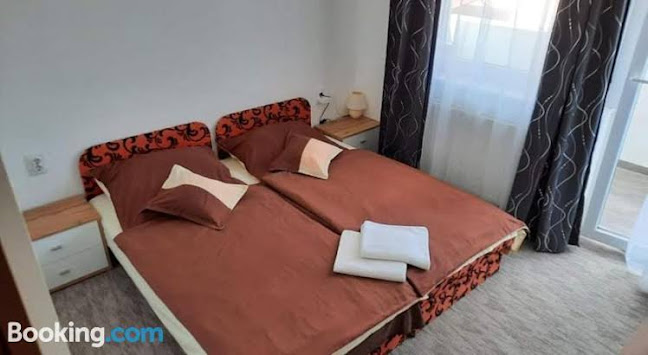 Fiesta Apartman - Szálloda