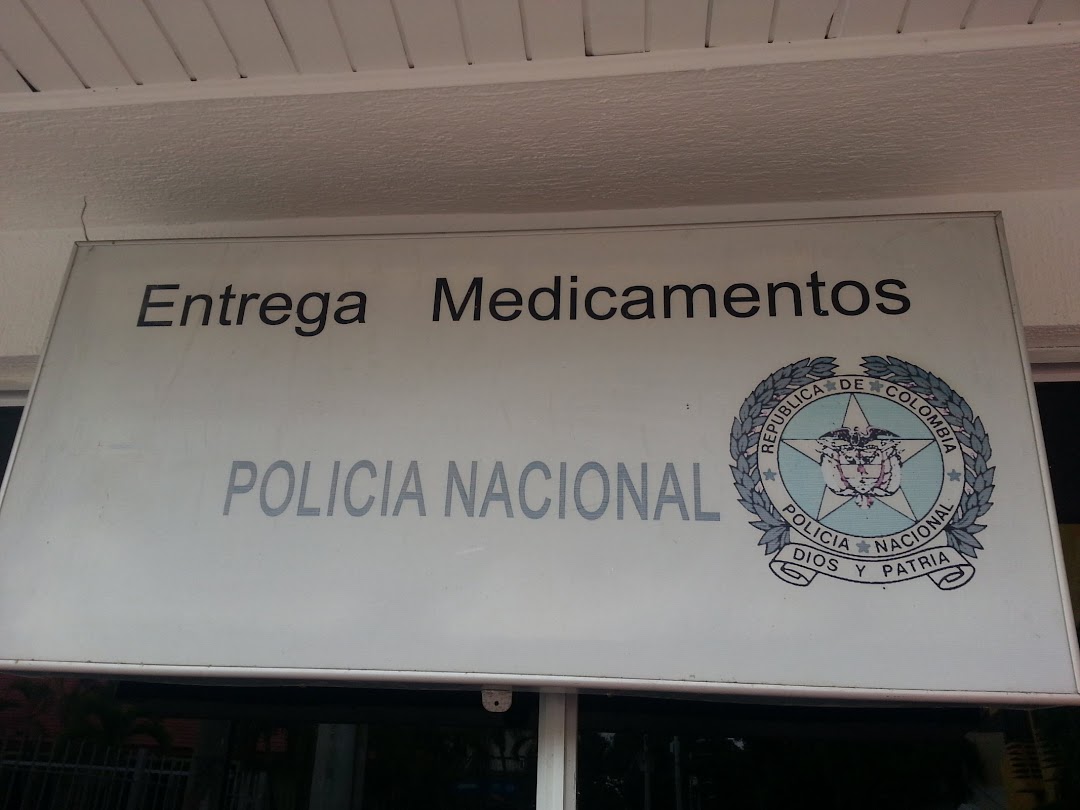 ENTREGA MEDICAMENTOS POLICIA NACIONAL