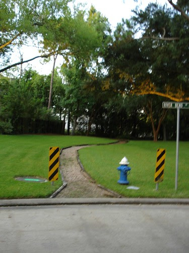 http://farm3.static.flickr.com/2322/1855201549_0be5935181.jpg?v=0