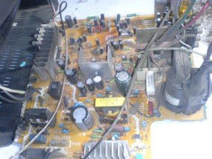 mainboard televisi Sanyo cg21vf1