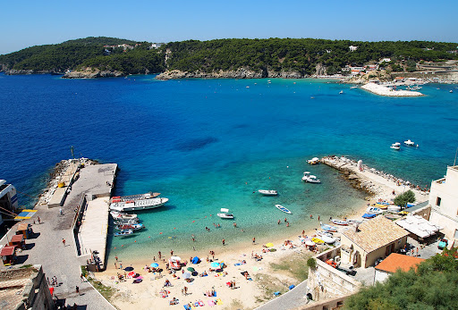 The isole tremiti are an archipelago in the adriatic sea, north of the gargano peninsula. Isole Tremiti Appartamenti Home