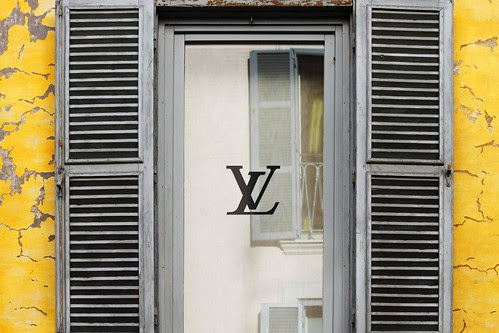 Maison Louis Vuitton Rome Etoile