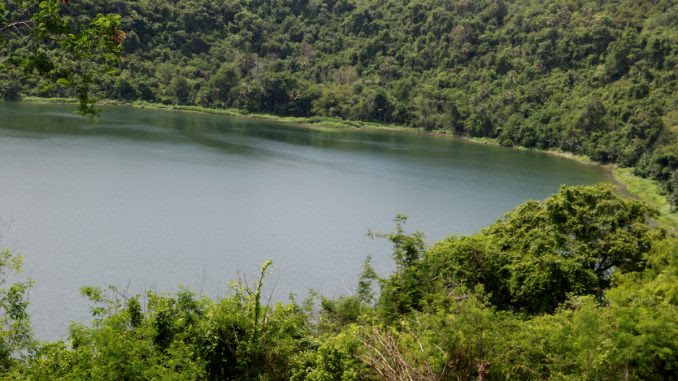 Gambar Danau Asmara Ani Gambar