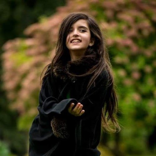 Gudskjelov! 10+ Grunner Angelina Jordan Sara Astar! Sara astar is mother of angelina jordan astar, who won contest. - Zinter39662