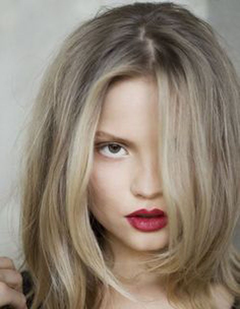 Coiffure visage rond yeux vert