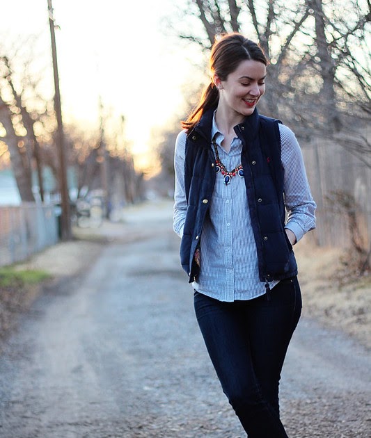 Outfit: A Vest, A Necklace and A Lot of Blue | The Cream to My Coffee