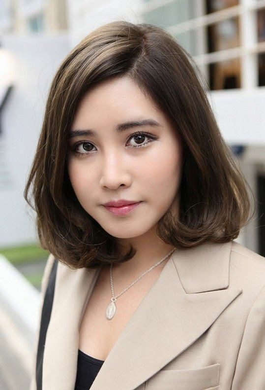 Potongan Rambut Pendek Wanita Untuk Muka Bulat