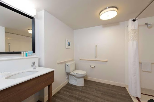 Hampton Inn Grand Rapids-South image 4