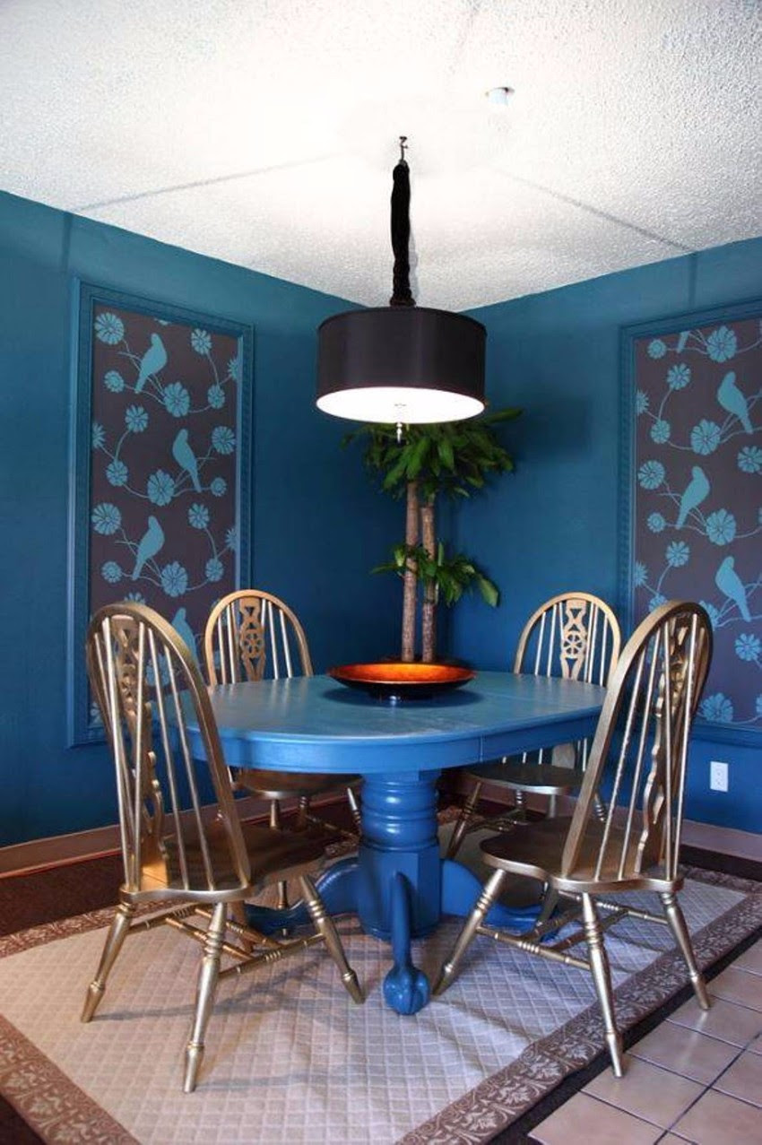 Modern Dining Room Wallpaper Ideas : Contemporary printed dining room