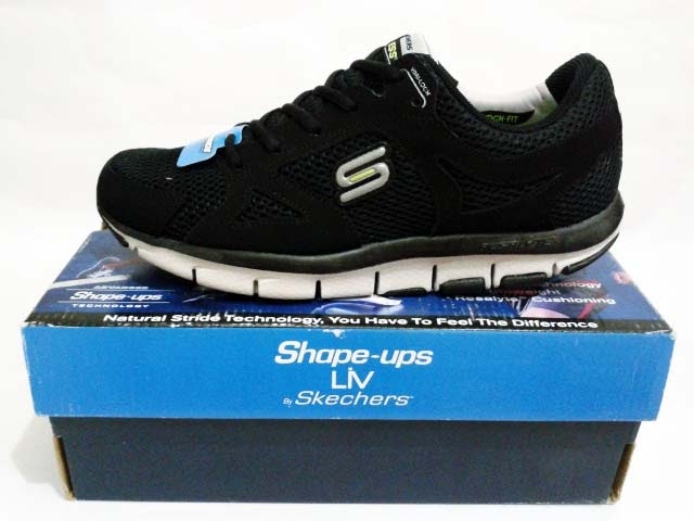  Ukuran  Sepatu Skechers  40 U Soalan