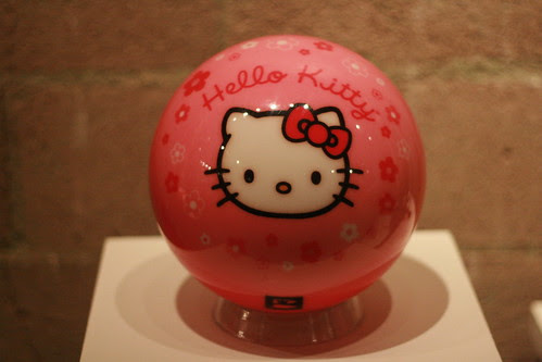 HK Historical Exhibit - Bowling Ball - Hello Kitty Three Apples Party