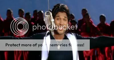 http://i347.photobucket.com/albums/p464/blogspot_images1/Desamuduru/PDVD_059.jpg