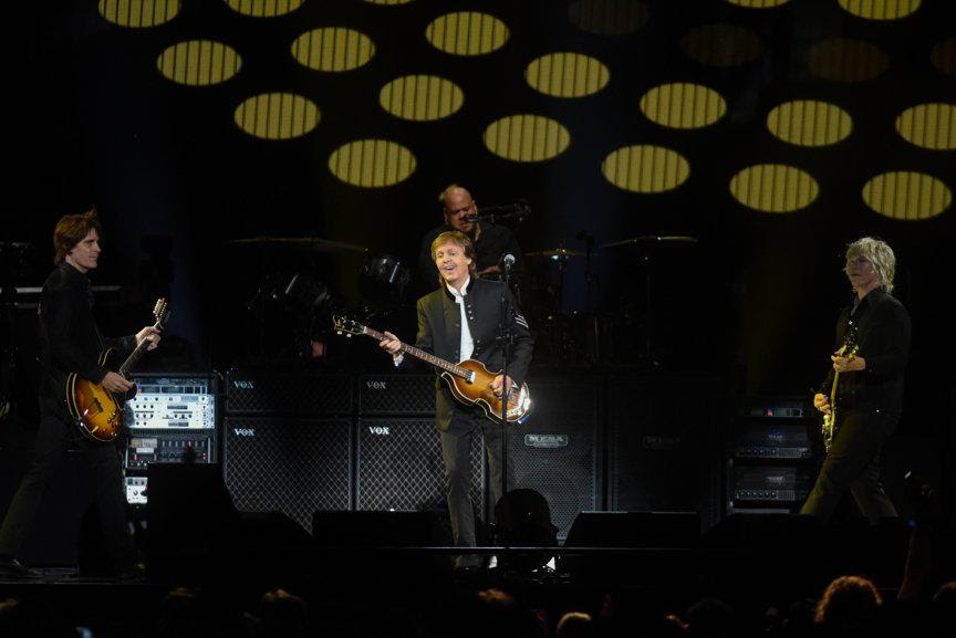 PAUL ON THE RUN: Paul McCartney plays 3 hours of The Beatles, Wings and ...