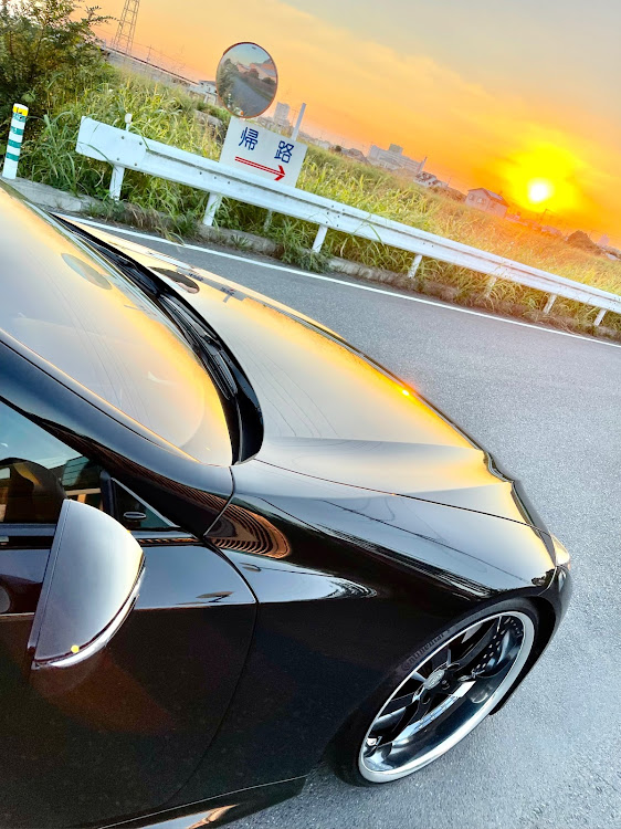 LCの夕方は盛れる・地元愛!😆・昭和の香り・レクサス・田舎の風景に関するカスタム事例の投稿画像3枚目