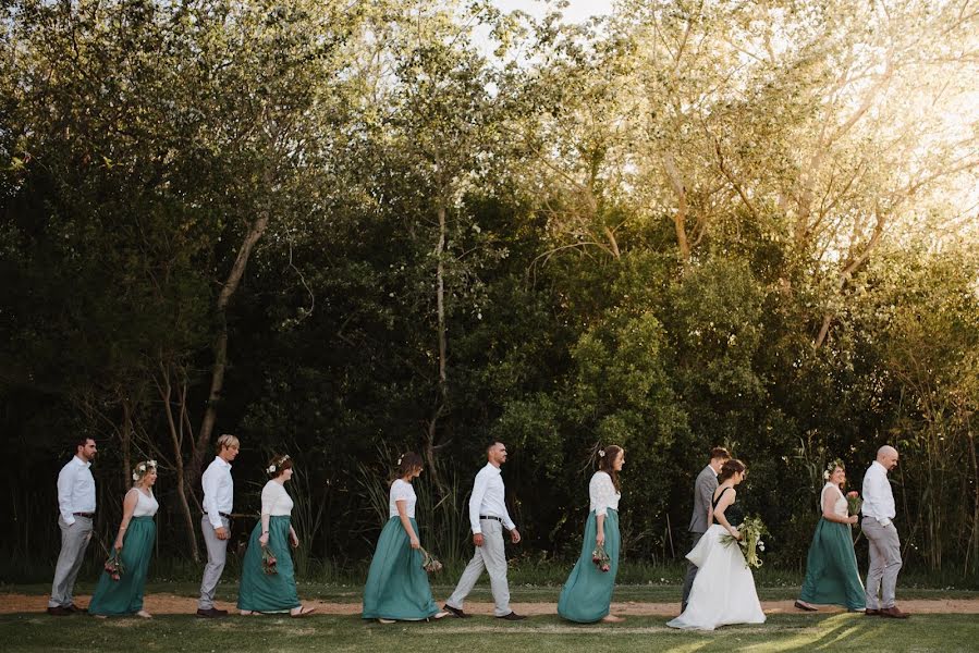 Fotografo di matrimoni Helena Krige (helenakrige). Foto del 1 gennaio 2019