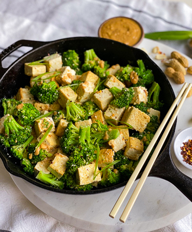 Broccoli & Tofu Stir-Fry with Spicy Peanut Sauce