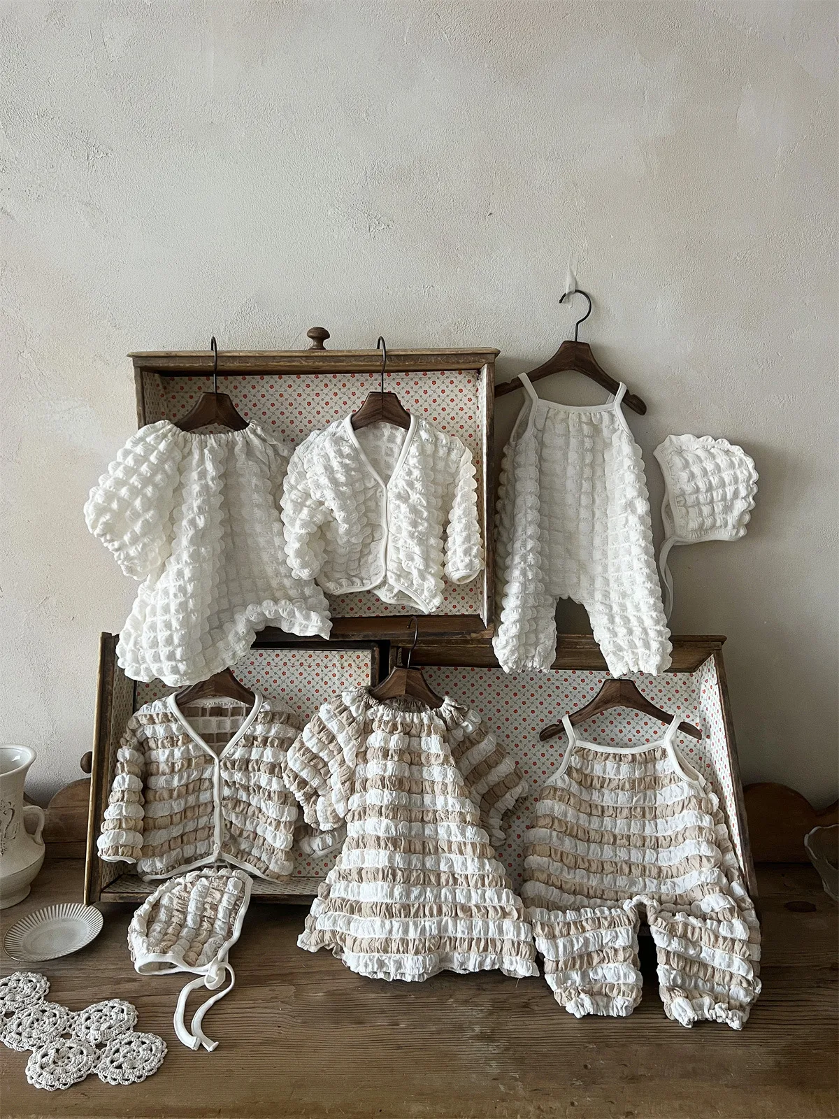 Title 2, Ensemble Pantalon Fin Bébé, Débardeur et Barbot...