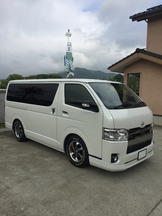 ハイエースバンの納車から現在までの愛車・洒落屯車に関するカスタム事例の投稿画像2枚目