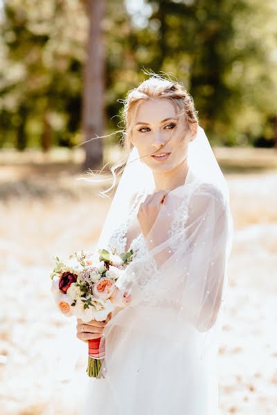 Fotógrafo de casamento Marina Dorogikh (mdorogikh). Foto de 24 de dezembro 2019