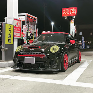 ミニ ハッチバック JCW