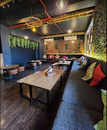YOLO Lounge - Go Green photo 