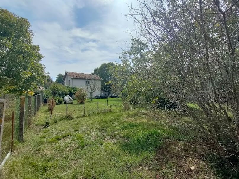 Vente terrain  800 m² à Villenave-d'Ornon (33140), 255 000 €