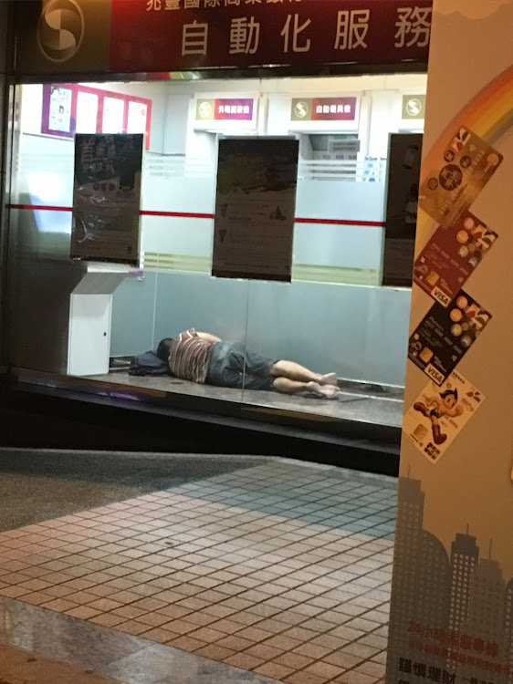 カツ・コバヤシさんが投稿したジョルノ・事故りました・廃車・北京・ATM前に関するカスタム事例の投稿画像4枚目