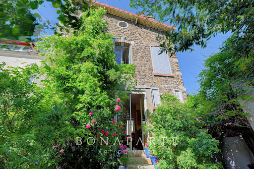 House 3
