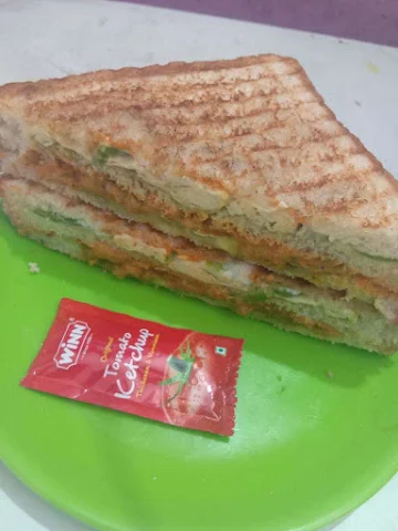 Dharshini Sandwiches photo 