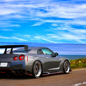 NISSAN GT-R R35