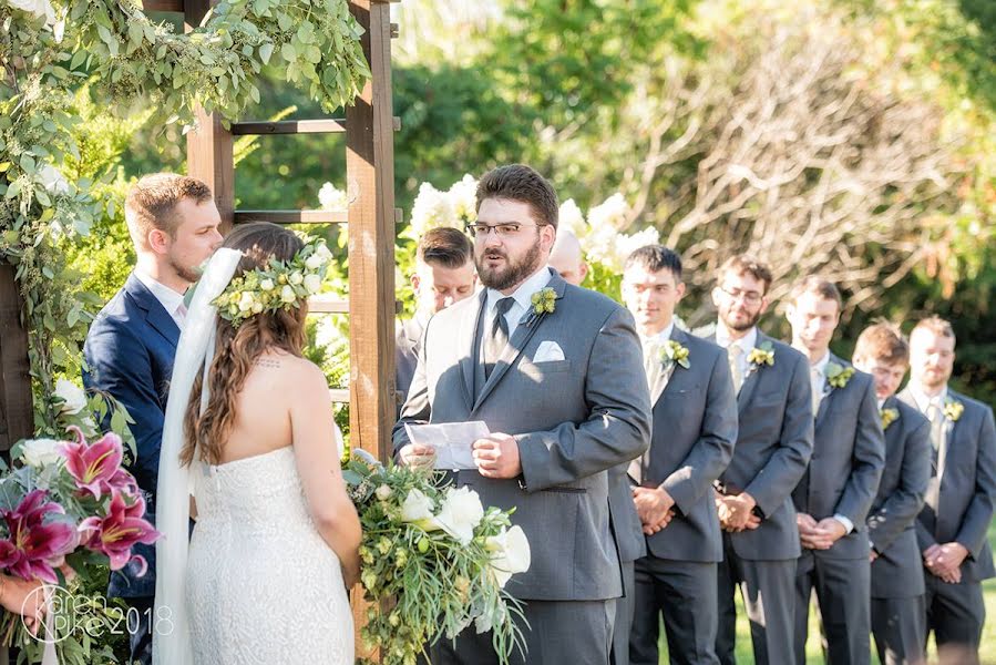 Fotografo di matrimoni Karen Pike (karenpikephoto). Foto del 9 settembre 2019