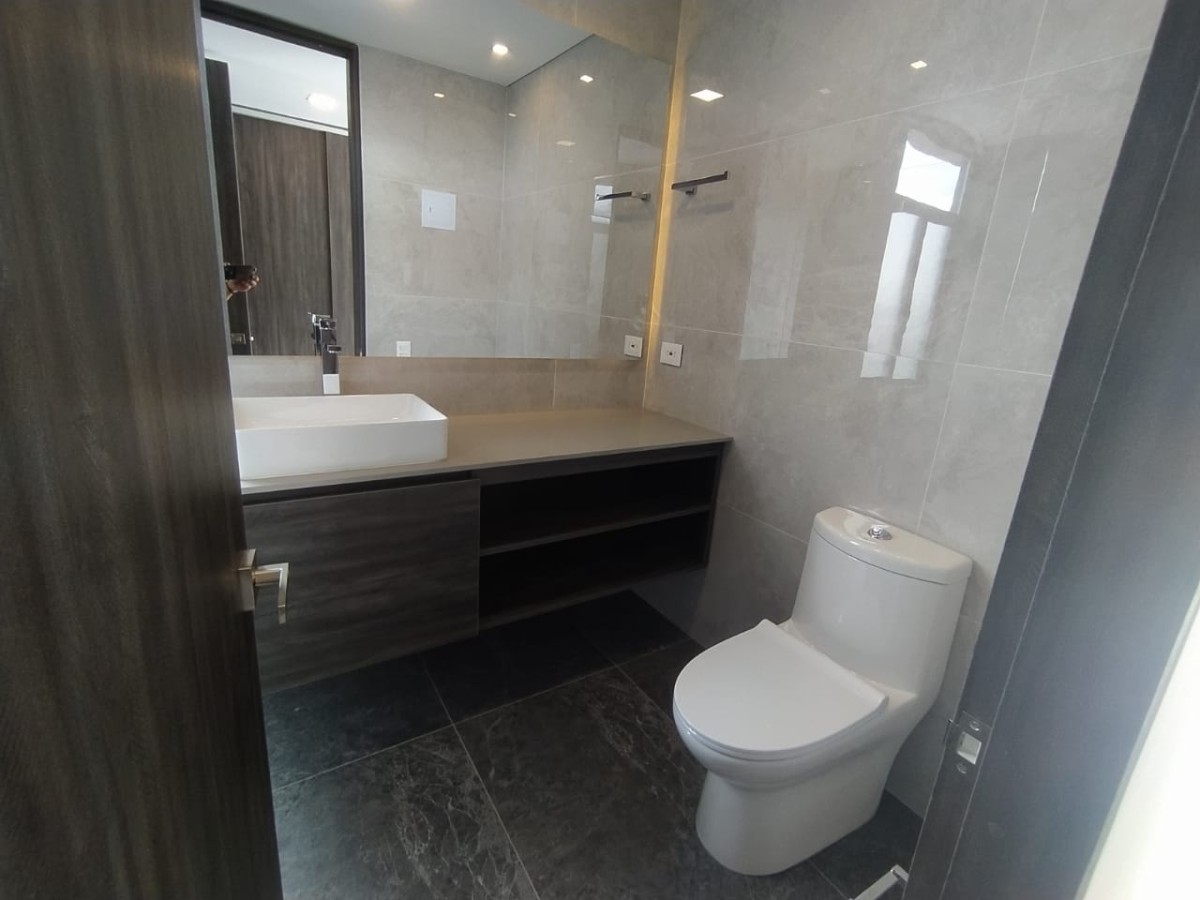 Apartamento En Venta - Santa Barbara Alta, Bogota