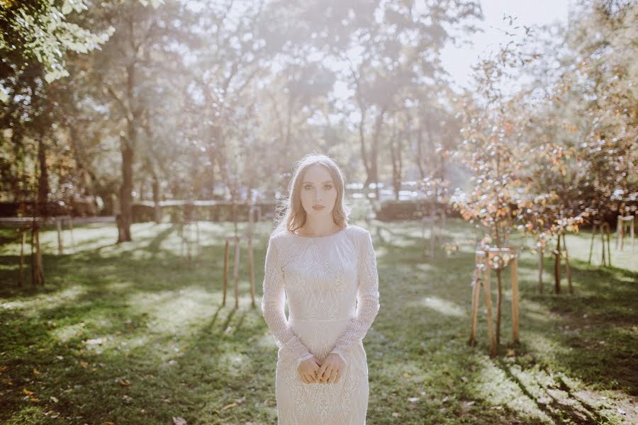 結婚式の写真家Oksana Shuvalova (oksanashuvalova)。2019 12月24日の写真