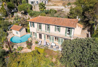 Villa with pool and terrace 3