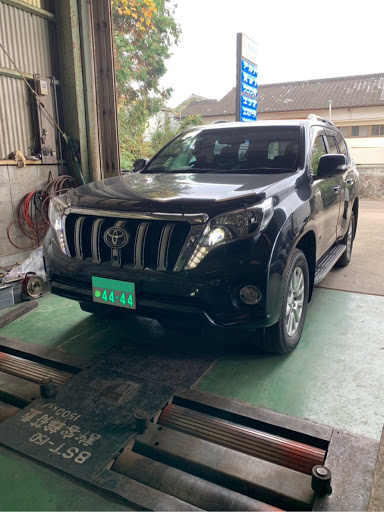 プリウス Zvw30のl150s ランドクルーザープラド ４４４４ にぱち カローラフィールダーに関するカスタム メンテナンスの投稿画像 車 のカスタム情報はcartune
