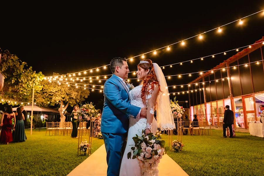 Wedding photographer Ray Valdivia (rayvaldivia). Photo of 4 July 2023