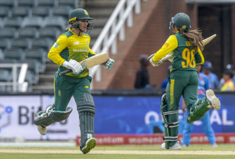 Sune Luus and Mignon du Preez of South Africa during the 3rd Womens T20 International match between South Africa and India at Bidvest Wanderers Stadium on February 18, 2018 in Johannesburg, South Africa.