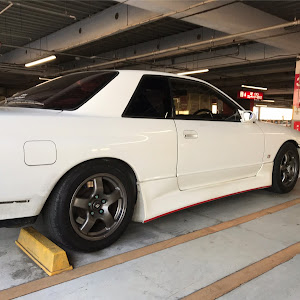 スカイライン R32