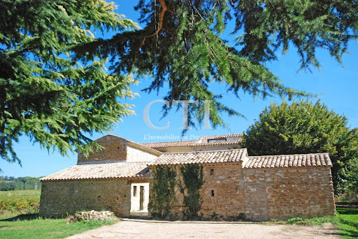 Property with pool and garden 5