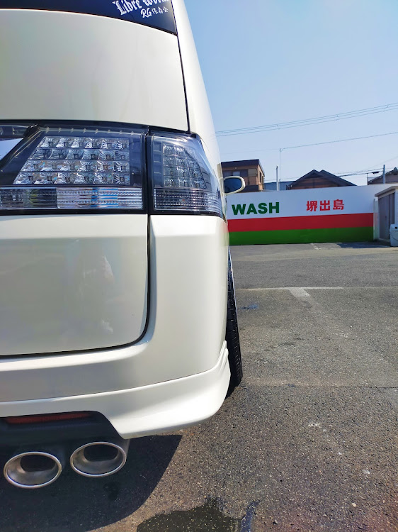 ステップワゴンのRG.net・S.W.A.T.・戦争反対・洗車・3月もよろしくお願いしますに関するカスタム事例の投稿画像3枚目