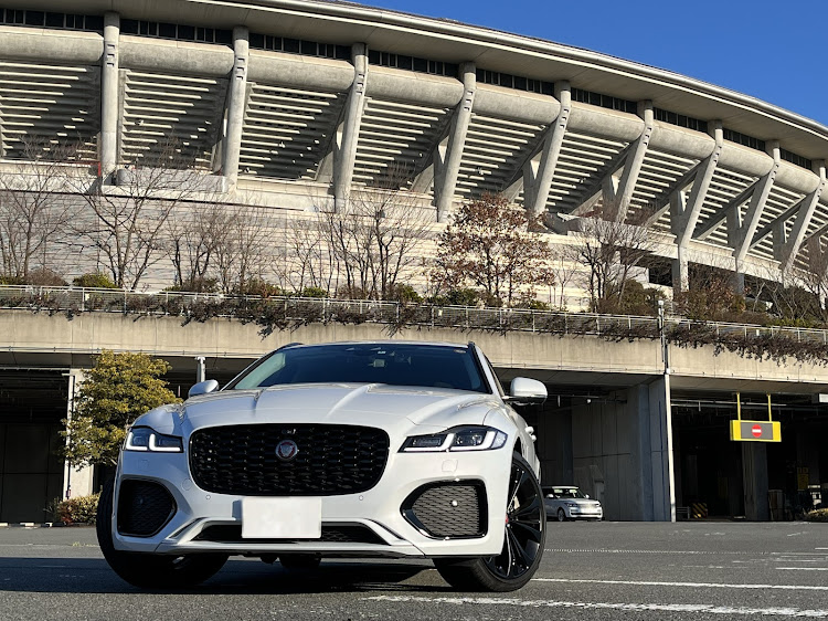 XFスポーツブレイクの舞子冗談さんが投稿したカスタム事例の投稿画像1枚目