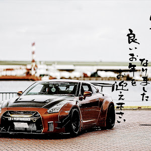 NISSAN GT-R