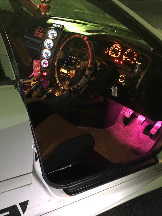 チェイサーのJZX100に関するカスタム事例の投稿画像2枚目