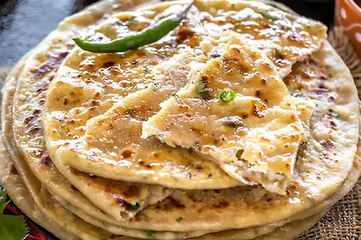 Aloo Matar Paratha