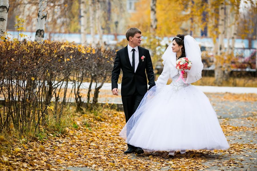 結婚式の写真家Gosha Nuraliev (lider)。2014 12月26日の写真