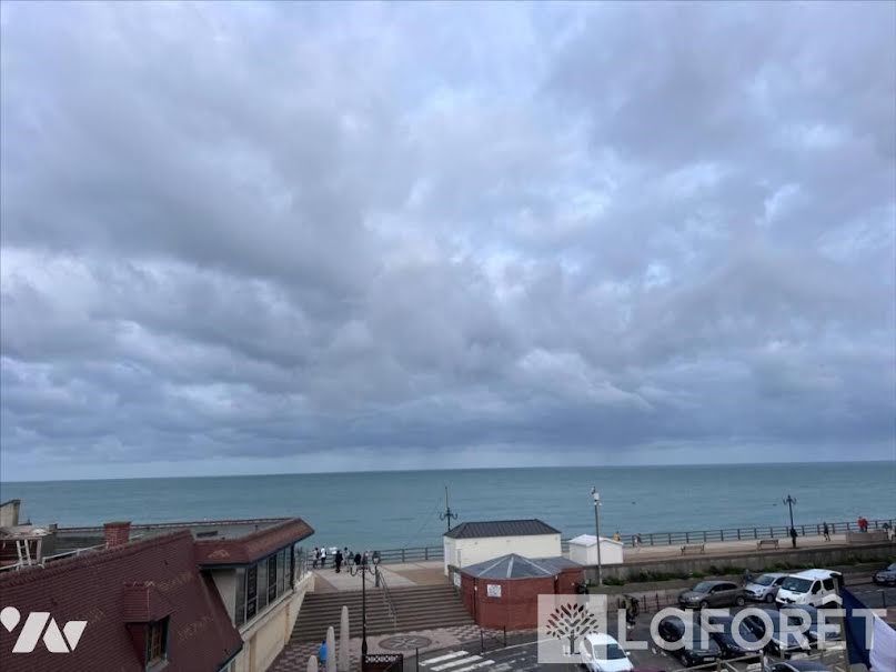 Location  appartement 4 pièces 104.1 m² à Etretat (76790), 1 193 €